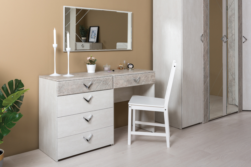 Амели (МОБИ)